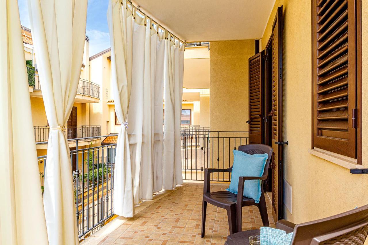Villetta Desiderio Apartment Джардини-Наксос Экстерьер фото