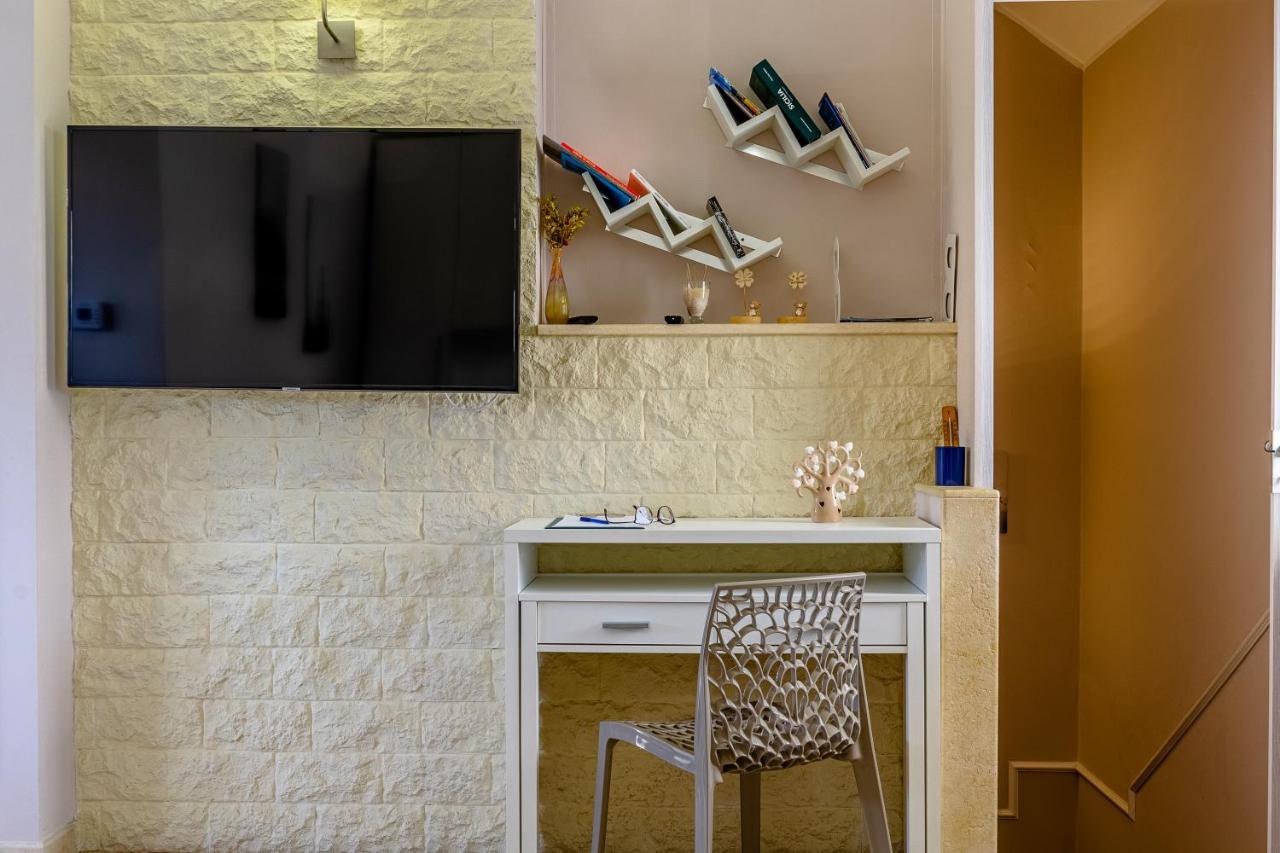 Villetta Desiderio Apartment Джардини-Наксос Экстерьер фото